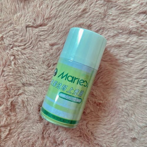 Marie,s Glossy Acrylic Spray Varnish